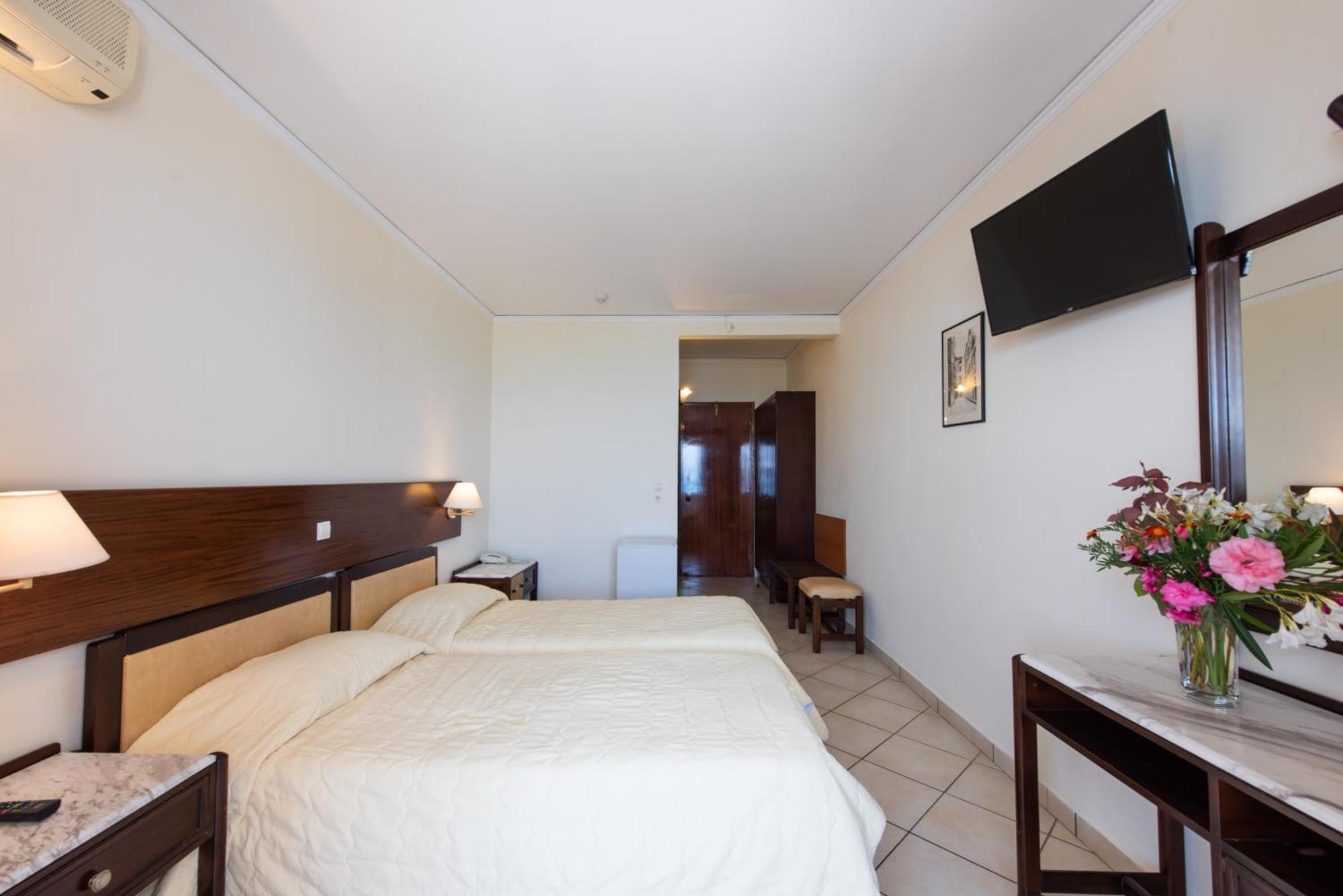 Aphrodite Corfu Hotel 3*